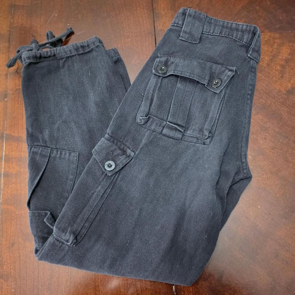 Baggy Black Cargo Pants